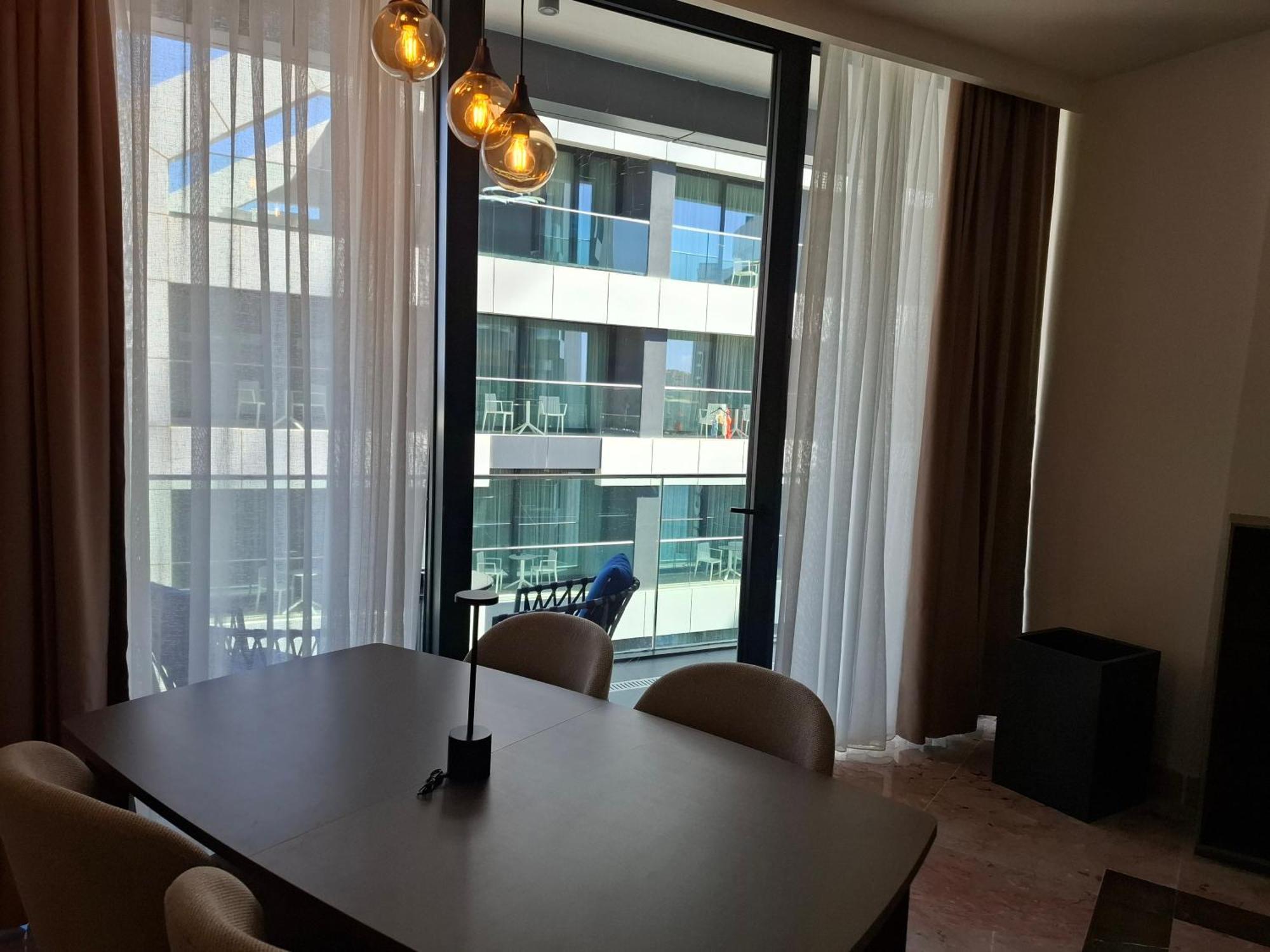 Best View Fortina Luxury Suites Слима Екстериор снимка